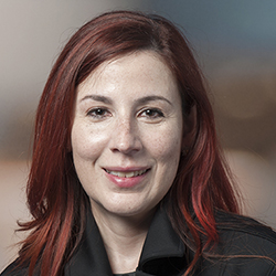 Headshot photo of Desiree Roge